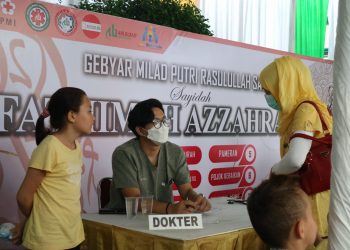 Kegiatan Donor Darah dan Pengobatan Gratis