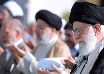 PESAN IMAM ALI KHAMENEI HF KEPADA KONFERENSI NASIONAL SALAT KE-32